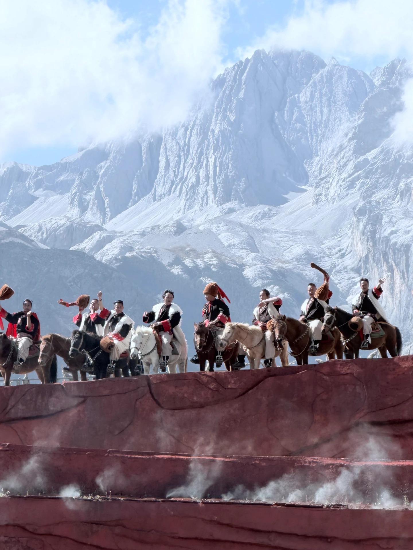 Lijiang, Yunnan — Ancient Heritage & Mountain Spirit